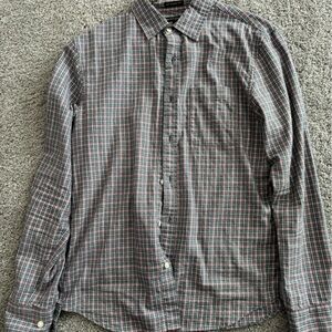 Banana Republic Flannel Multicolor Checkered Button-Down Shirt untucked fit